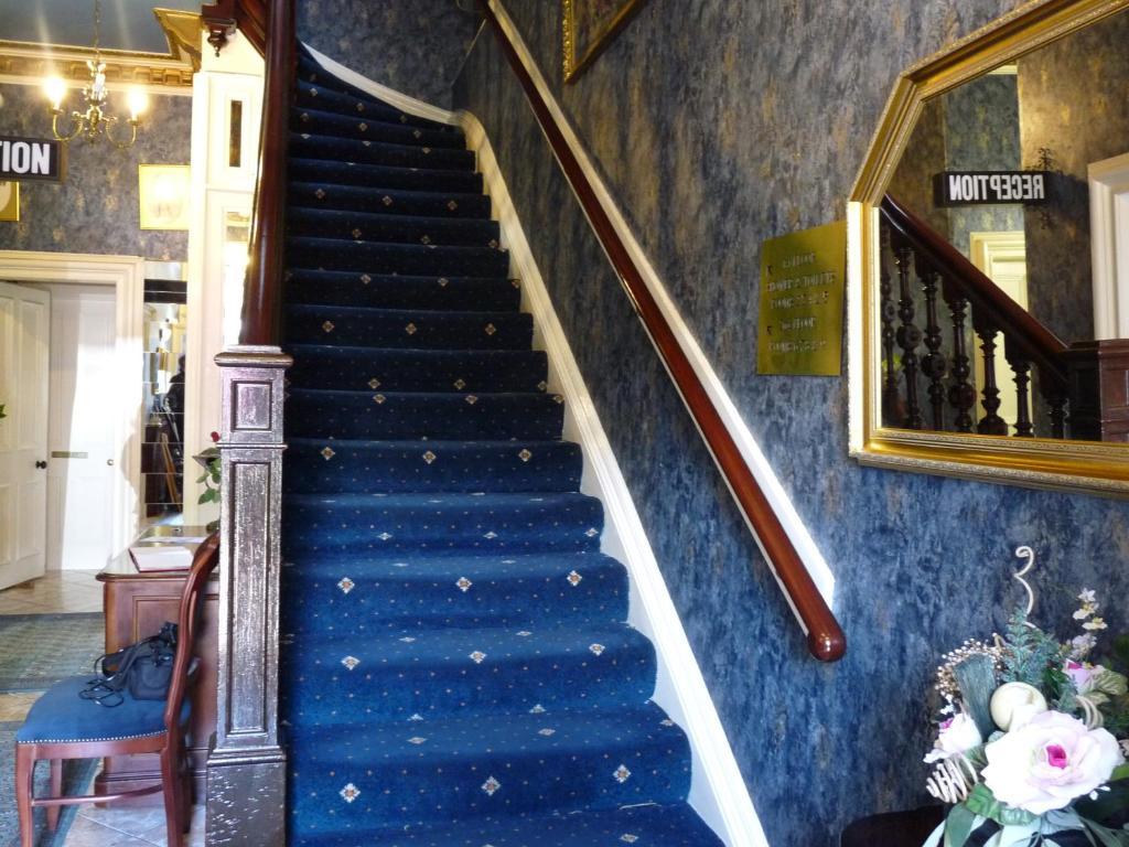 אדינבורו Alba Hills Guest House מראה חיצוני תמונה