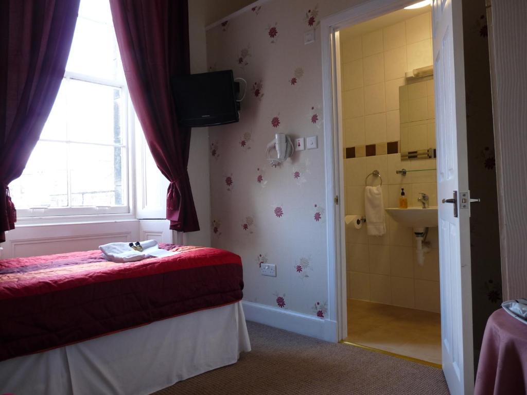 אדינבורו Alba Hills Guest House חדר תמונה