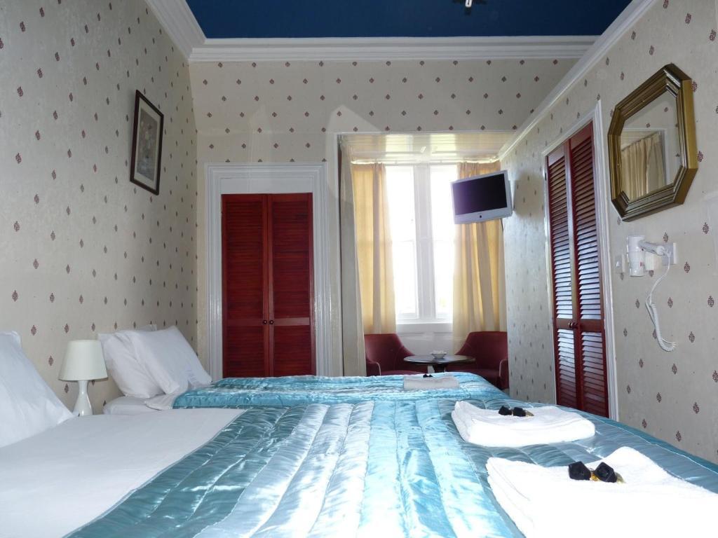 אדינבורו Alba Hills Guest House חדר תמונה
