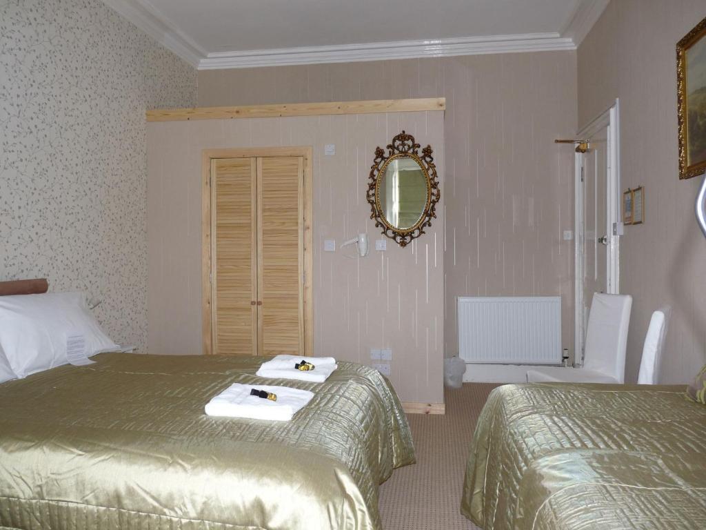 אדינבורו Alba Hills Guest House חדר תמונה