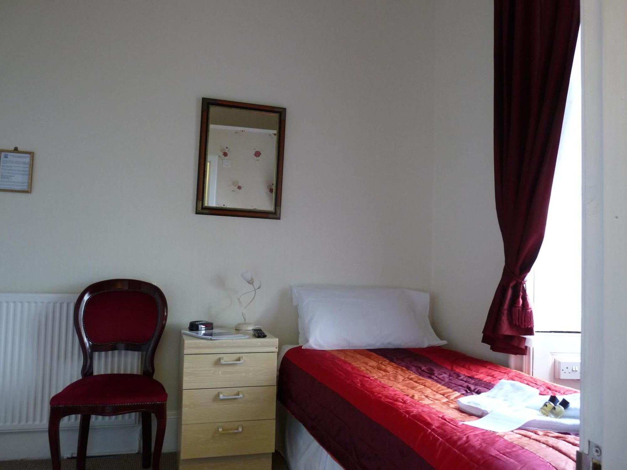 אדינבורו Alba Hills Guest House מראה חיצוני תמונה