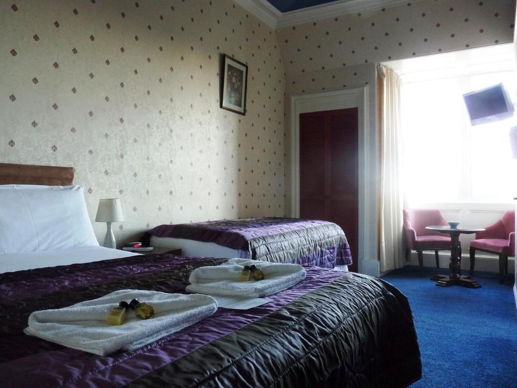 אדינבורו Alba Hills Guest House חדר תמונה
