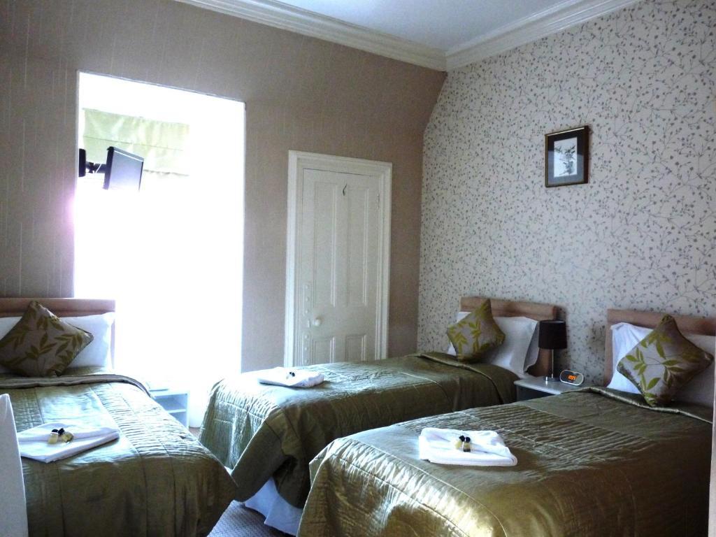 אדינבורו Alba Hills Guest House חדר תמונה
