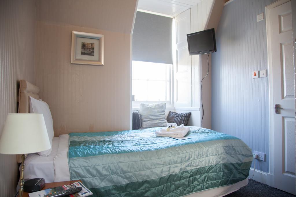 אדינבורו Alba Hills Guest House מראה חיצוני תמונה