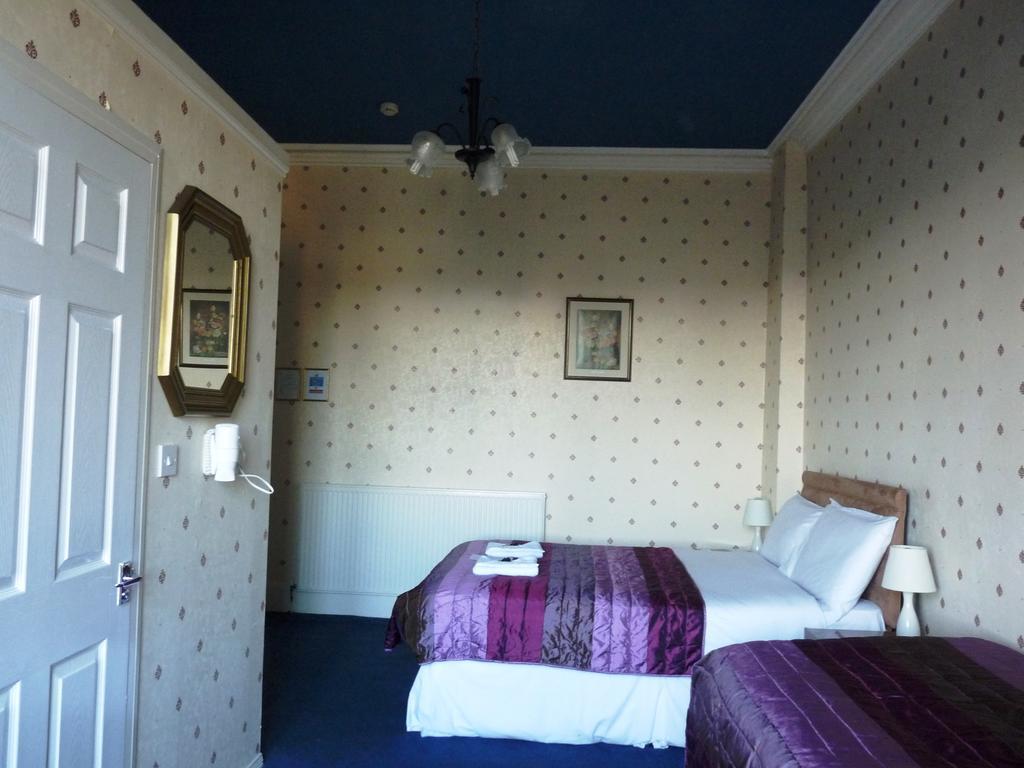 אדינבורו Alba Hills Guest House מראה חיצוני תמונה