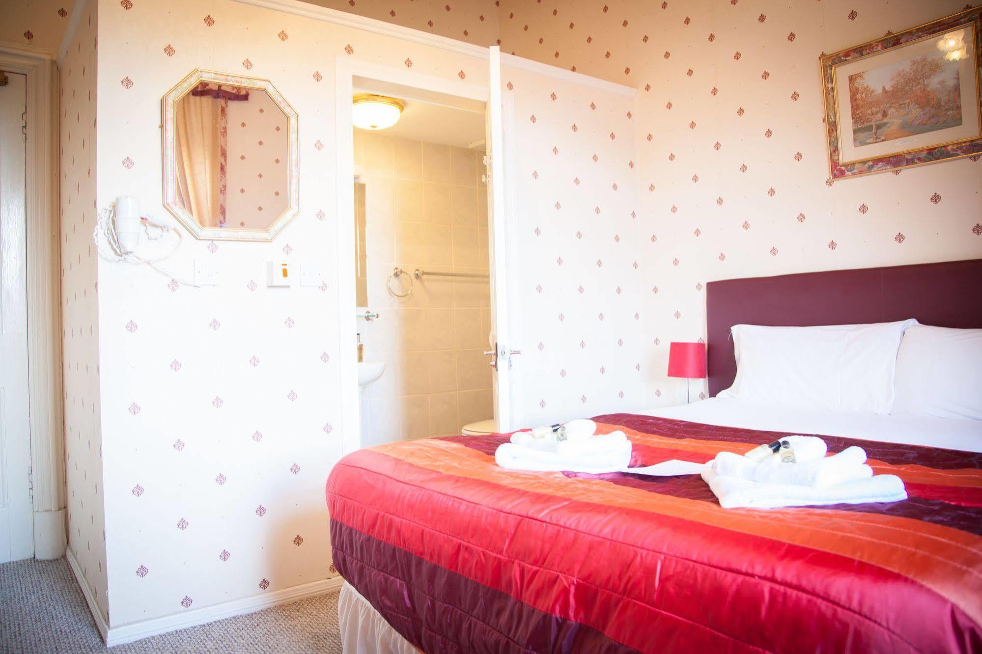 אדינבורו Alba Hills Guest House מראה חיצוני תמונה