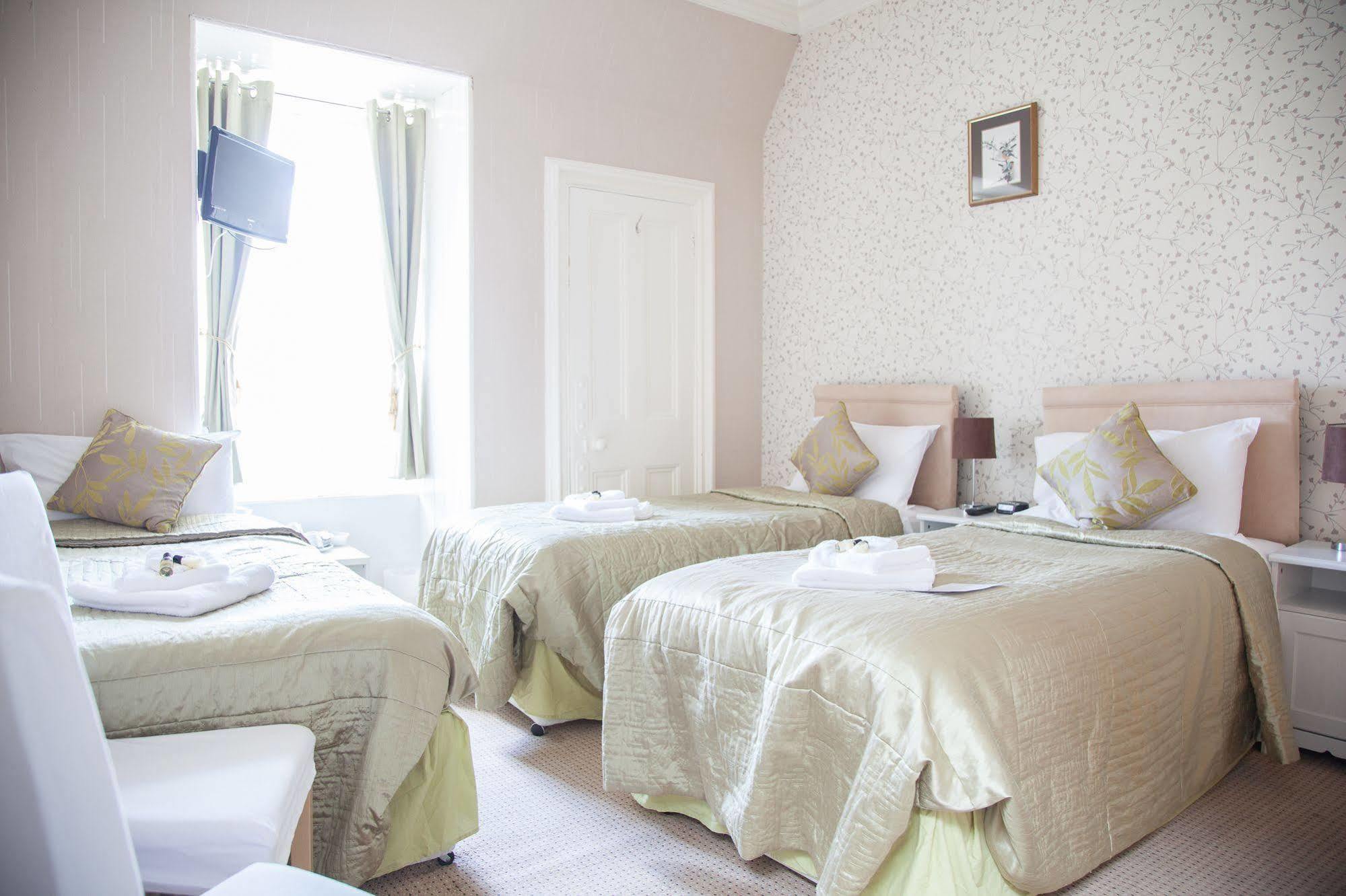 אדינבורו Alba Hills Guest House מראה חיצוני תמונה